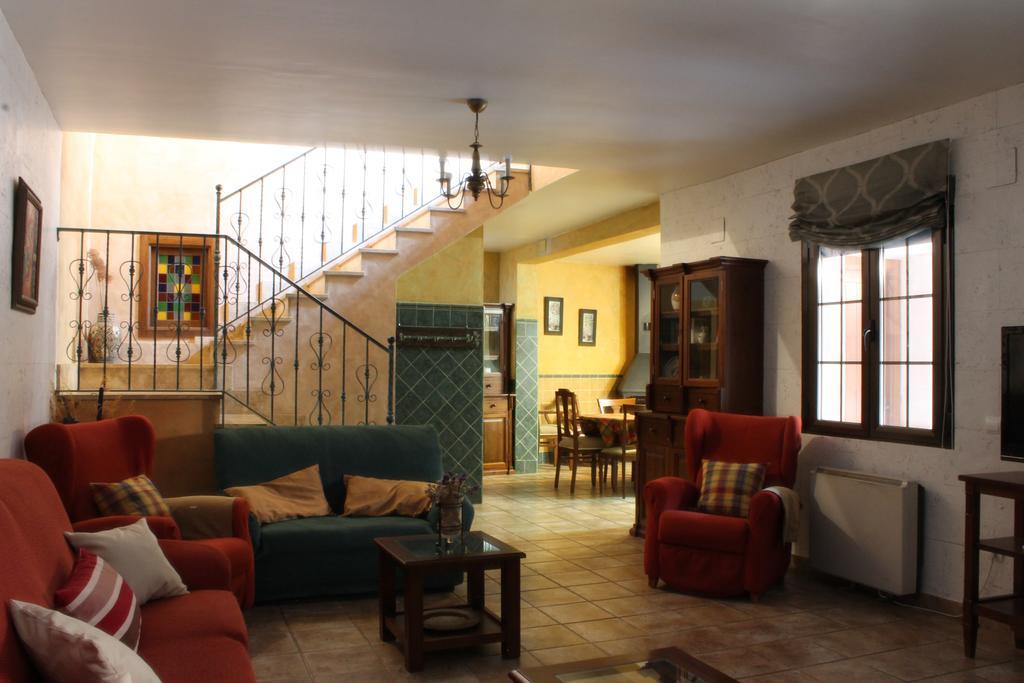 Laureles 2 Country house *