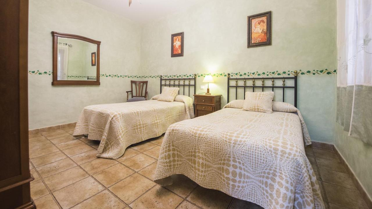 Laureles 2 Country house Urda